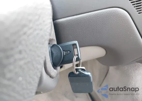 2006 Lincoln Town Car Executive from USA, damaged, VIN 1LJFM88W56Y617102